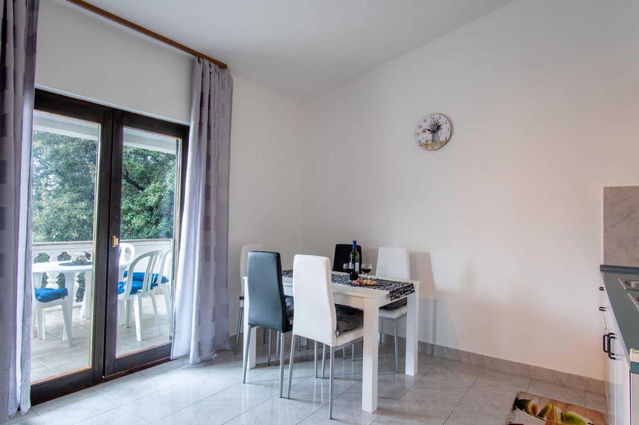 Ostaric Apartment Mandre Exterior foto