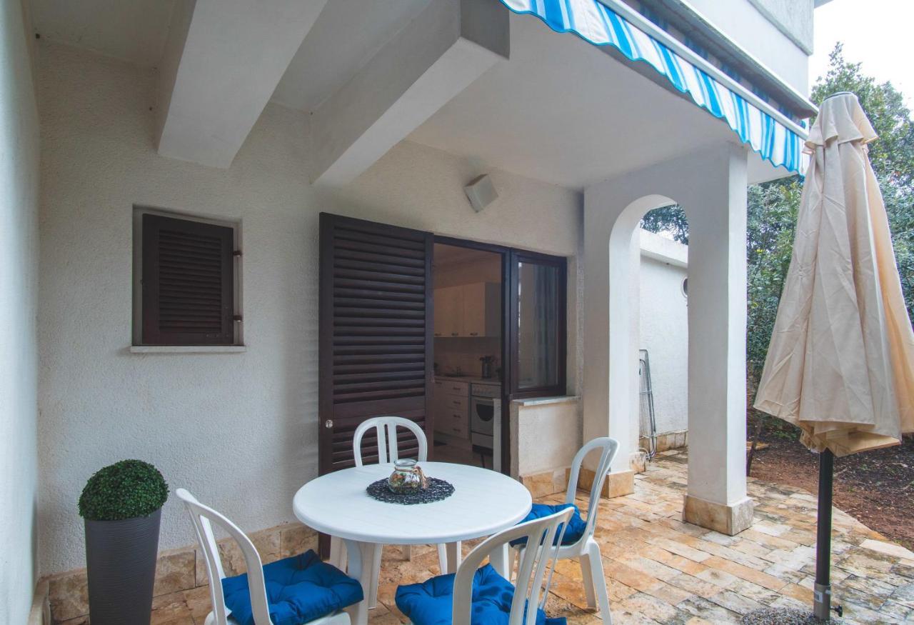 Ostaric Apartment Mandre Exterior foto